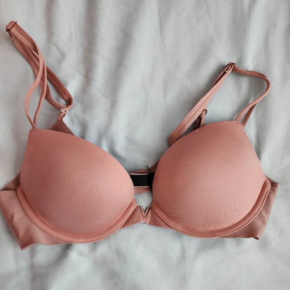 Victoria's Secret Very Sexy Push-up Bra 32B Light Pink